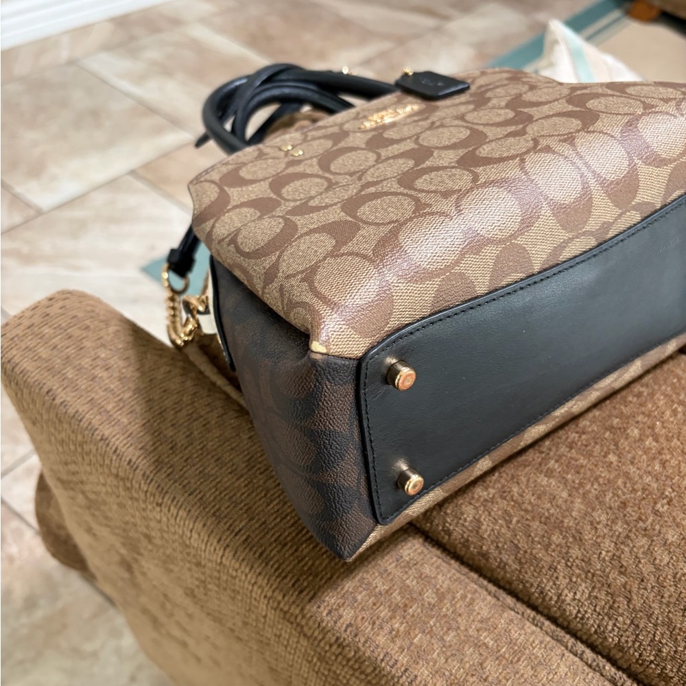 Coach Mini Lillie Carryall In Signature Canvas & Leather Chain Khaki Brown. - Picture 8 of 14